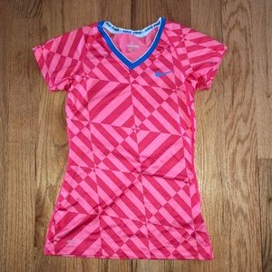 Nike fitted dri-fit workout shirt